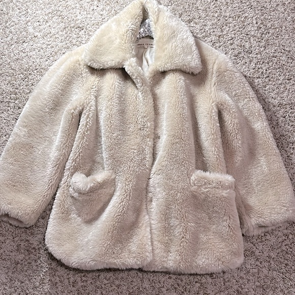 Free People Pretty Perfect Faux Fur Peacoat, Color Tea / Off-White Sz Large NWT - Picture 2 of 9